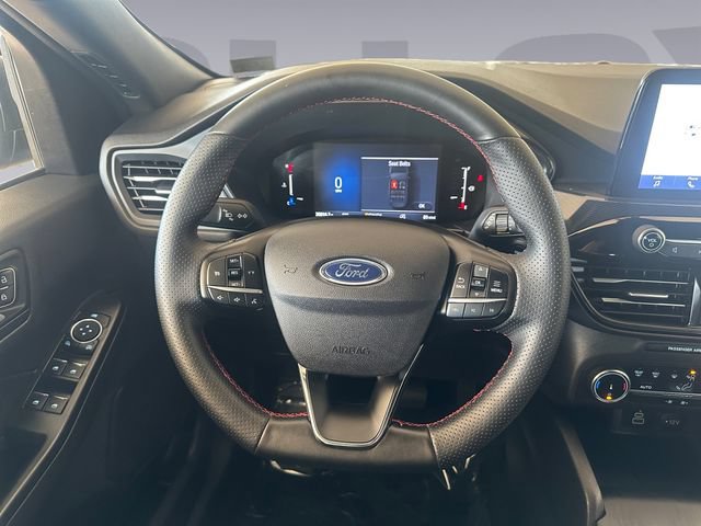 Certified 2025 Ford Escape ST-Line AWD/4WD image 13