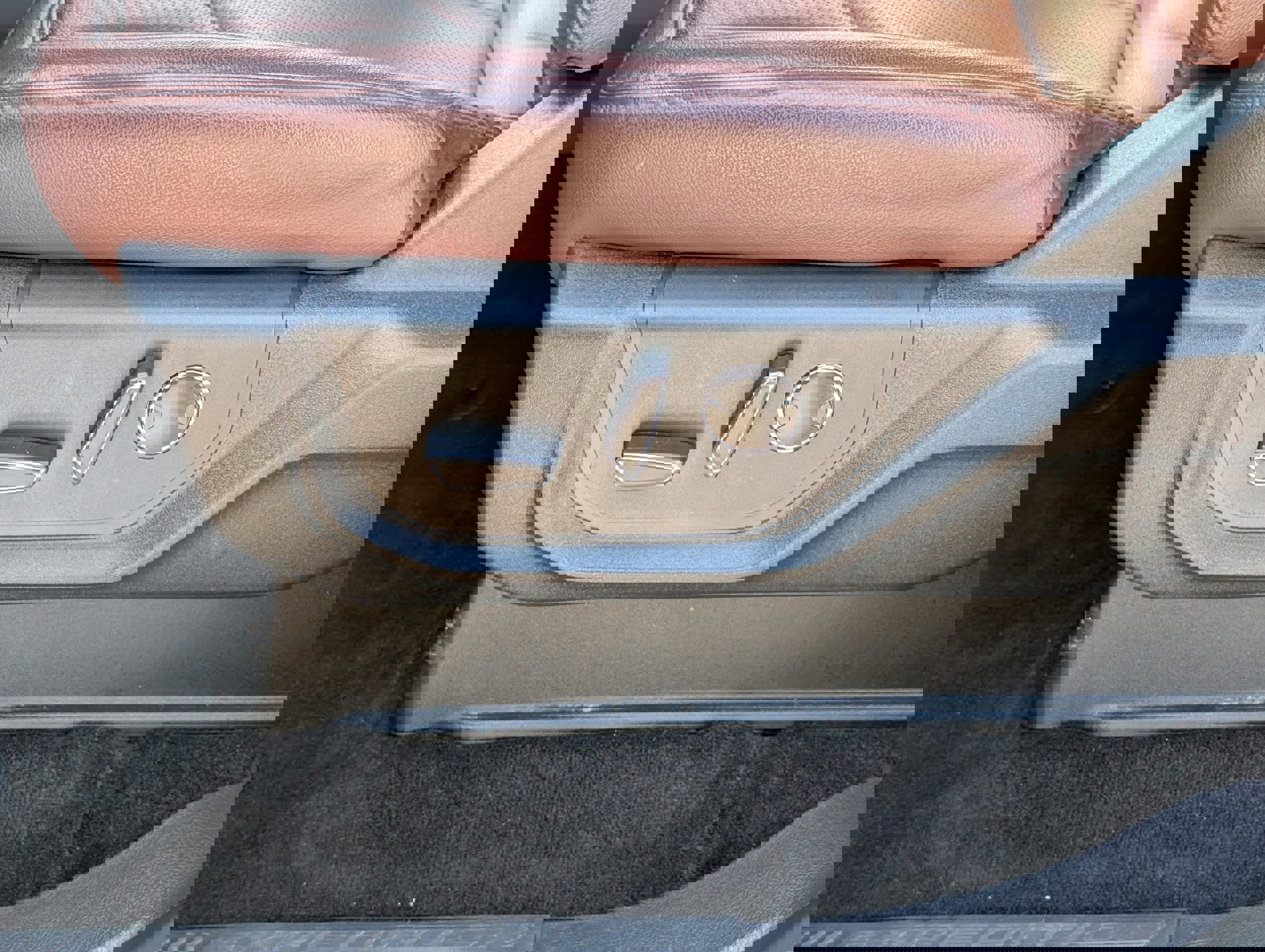 Certified 2022 Ford Expedition Max Limited image 26