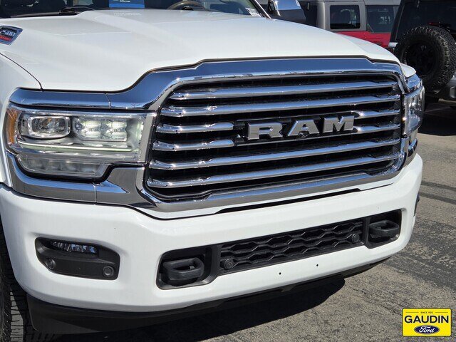 Used 2022 RAM 2500 Limited AWD/4WD image 2