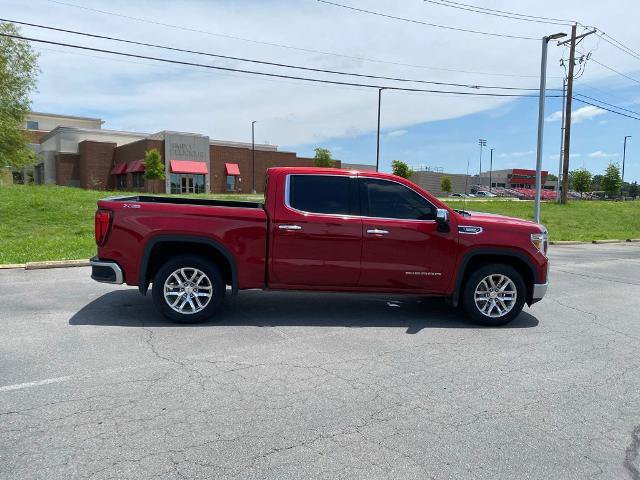 Used 2022 GMC Sierra 1500 SLT w/ SLT Premium Package AWD/4WD image 8