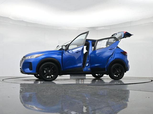 Used 2023 Nissan Kicks SV FWD image 53