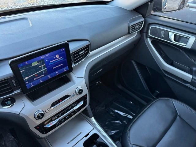Certified 2023 Ford Explorer XLT w/ Equipment Group 202A AWD/4WD image 26