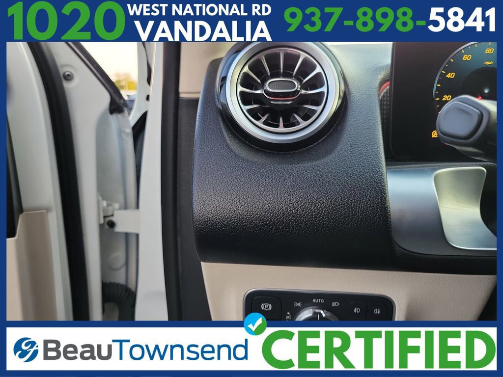 Used 2023 Mercedes-Benz GLB 250 GLB 250 image 22