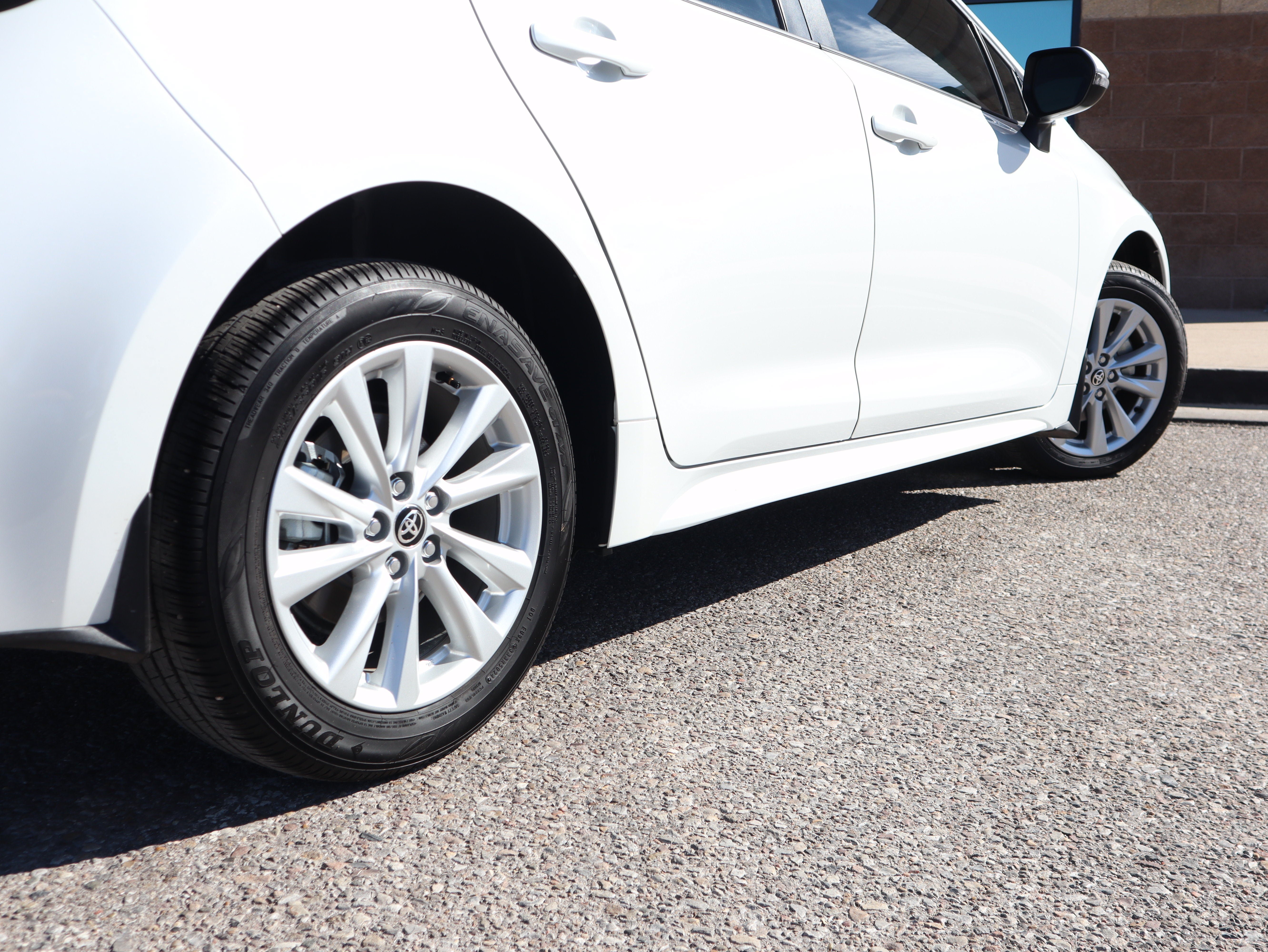 Used 2025 Toyota Corolla SE w/ SE Package FWD image 11