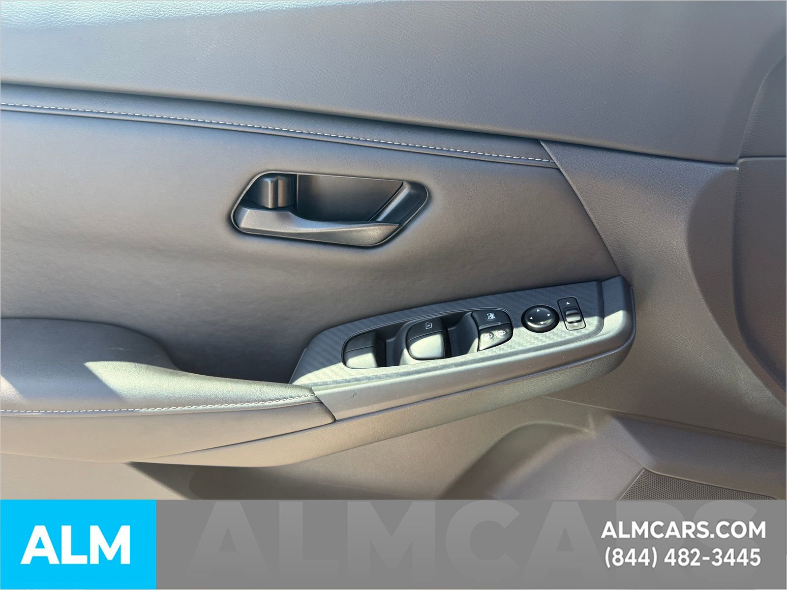 Used 2025 Nissan Sentra S image 23