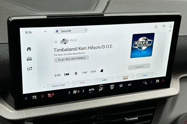 Certified 2025 Ford Explorer ST-Line w/ ST-Line Street Pack image 16