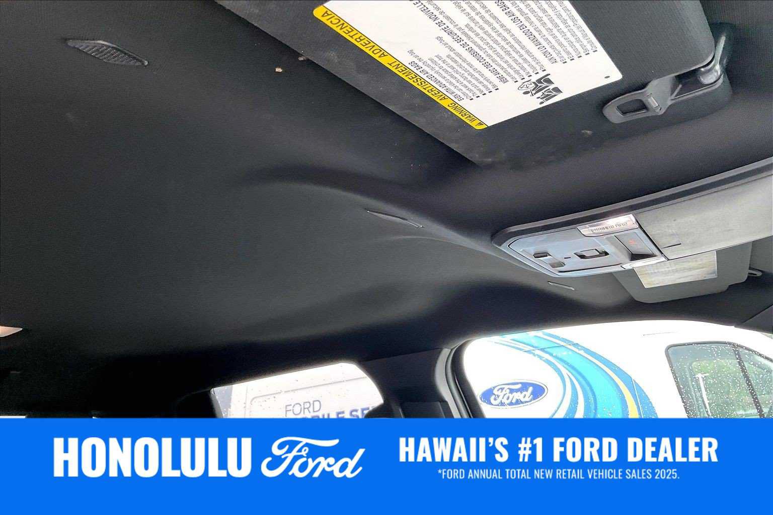 Used 2025 Toyota Tacoma SR5 AWD/4WD image 30