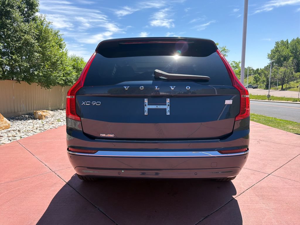 Used 2023 Volvo XC90 T8 Ultimate w/ Lounge Package AWD/4WD image 7