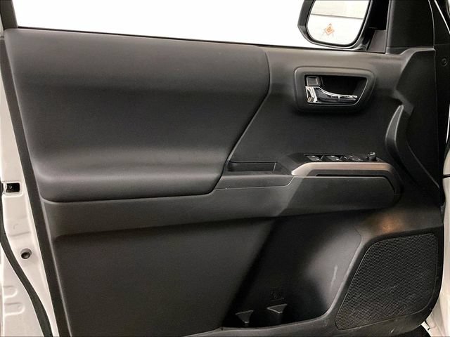 Used 2023 Toyota Tacoma TRD Sport AWD/4WD image 22