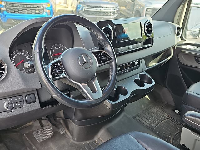 Used 2021 Mercedes-Benz Sprinter 2500 image 15