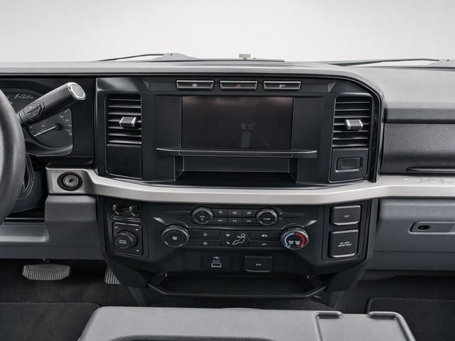 Certified 2024 Ford F350 XLT AWD/4WD image 15