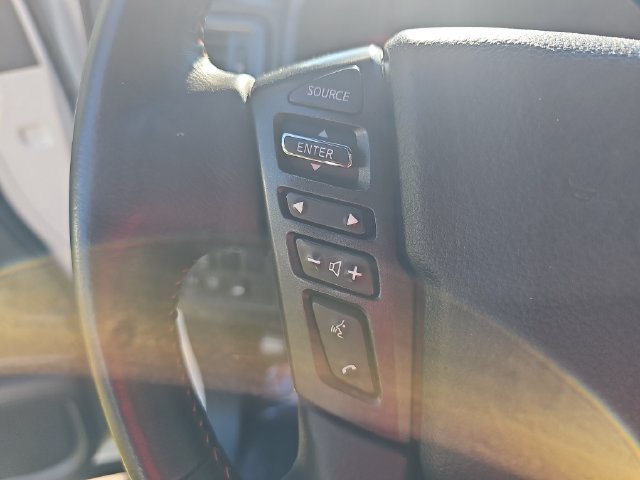 Used 2023 Nissan Titan PRO-4X w/ Pro-4x Convenience Package AWD/4WD image 16