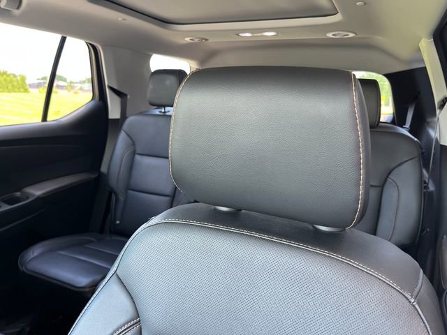 Used 2019 Chevrolet Traverse Premier w/ Driver Confidence II Package FWD image 16