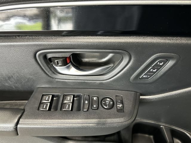 Used 2025 Honda Pilot EX-L image 19