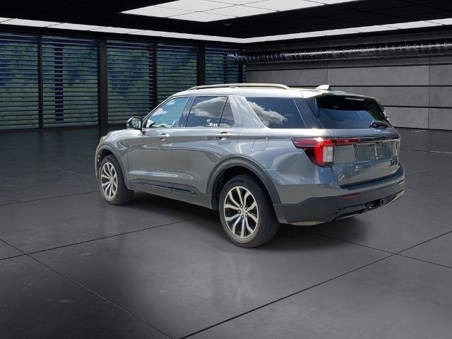 Certified 2026 Ford Explorer ST-Line AWD/4WD image 10