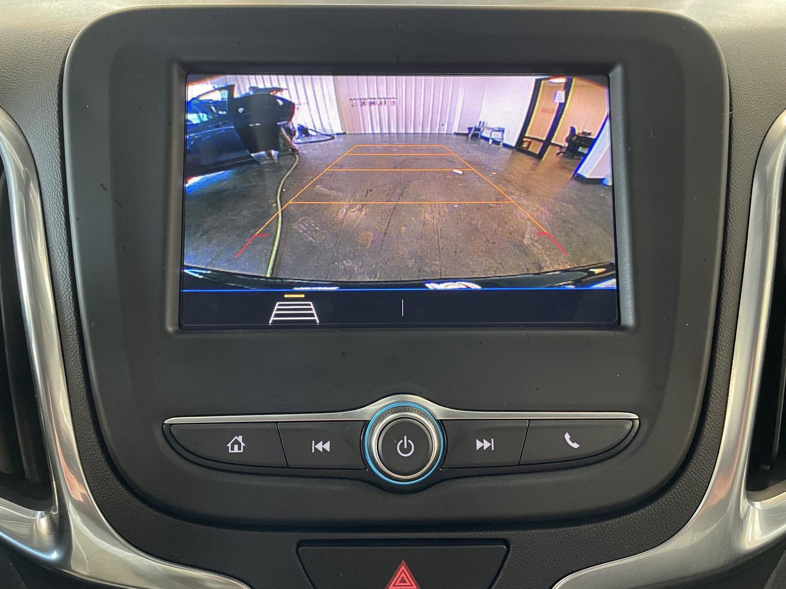 Used 2021 Chevrolet Equinox LT image 33