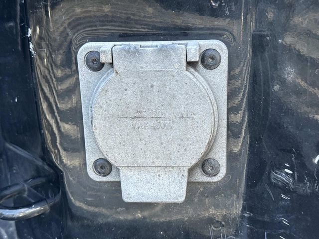 Used 2022 Chevrolet Silverado 1500 Custom image 14