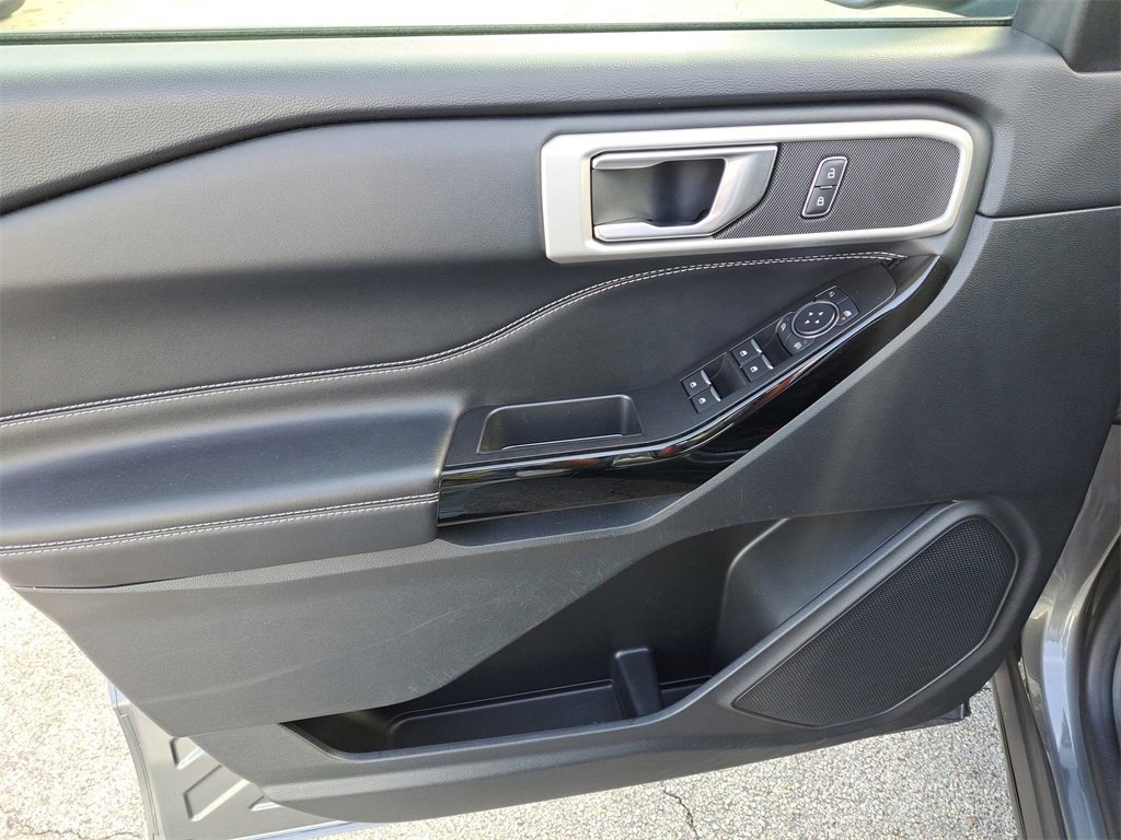 Certified 2022 Ford Explorer ST image 14
