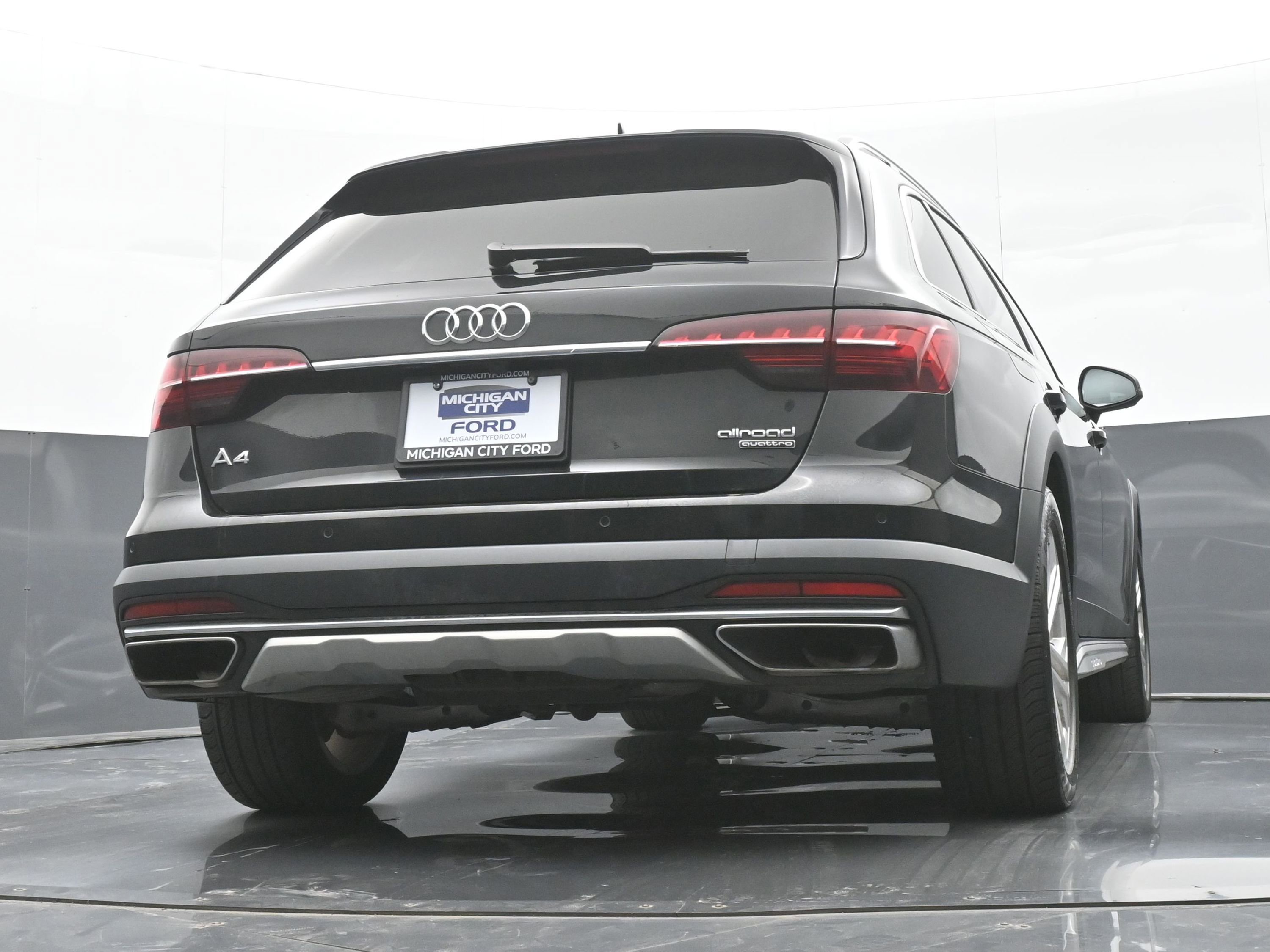 Used 2023 Audi A4 2.0T allroad Premium Plus w/ Premium Plus Package AWD/4WD image 37