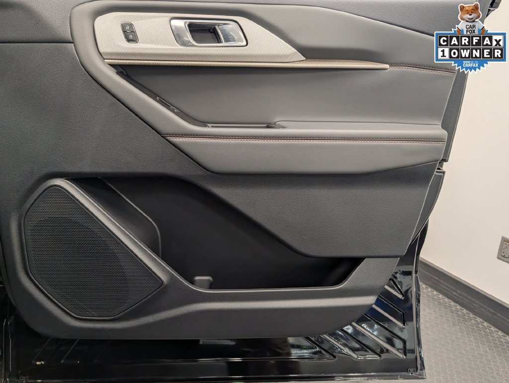 Certified 2025 Ford Explorer Active AWD/4WD image 28