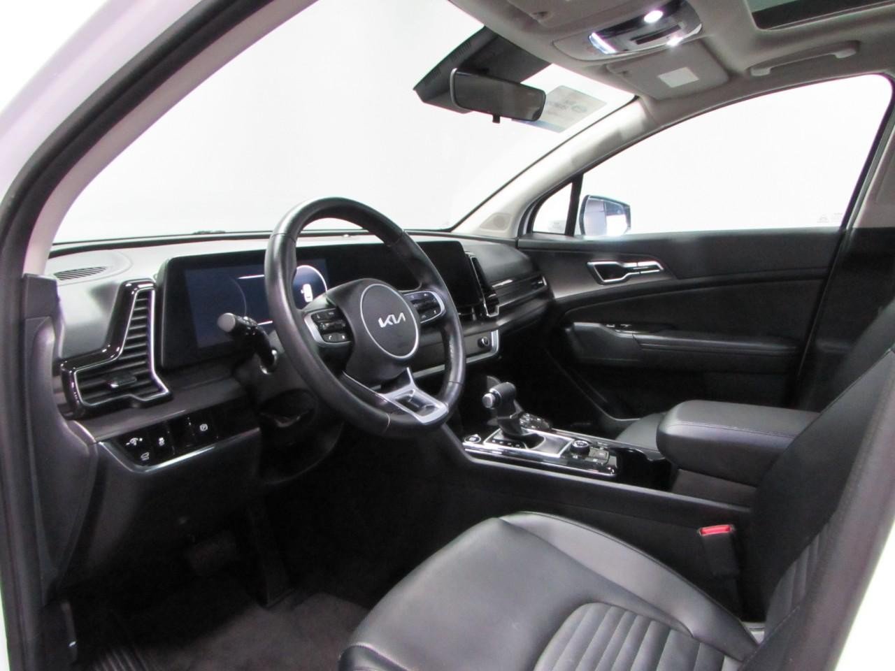 Used 2024 Kia Sportage SX AWD/4WD image 13