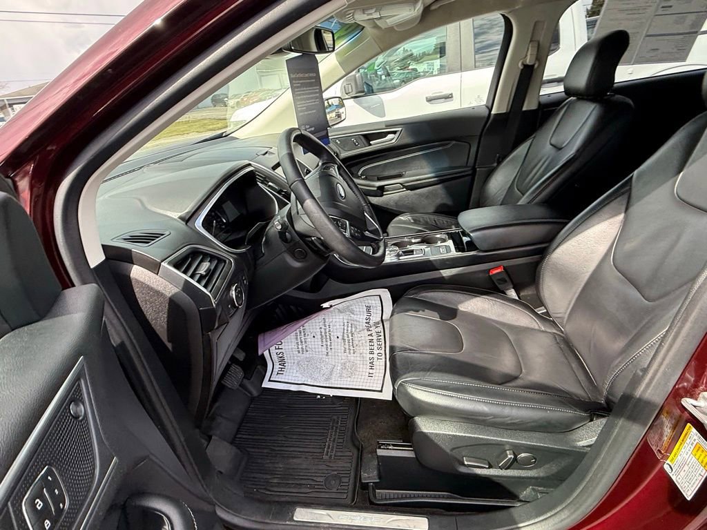 Certified 2019 Ford Edge Titanium w/ Cold Weather Package image 20