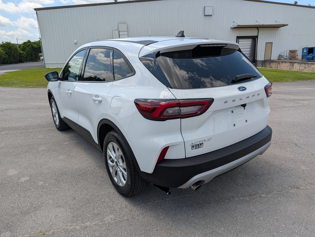Certified 2025 Ford Escape Active FWD image 4