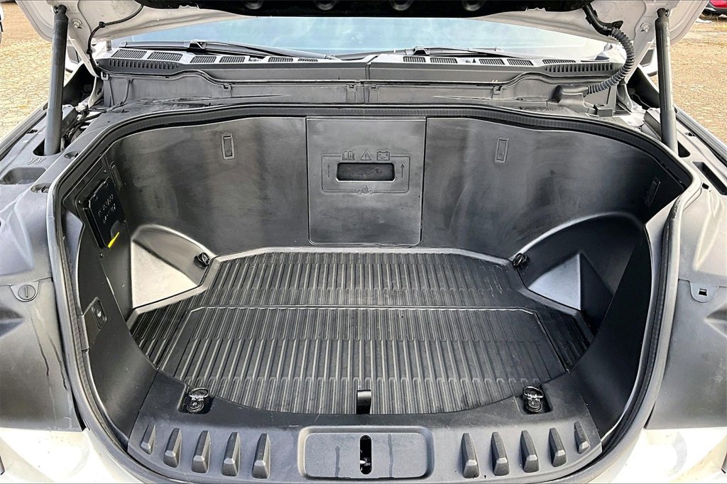 Certified 2022 Ford F150 Lightning Platinum image 10