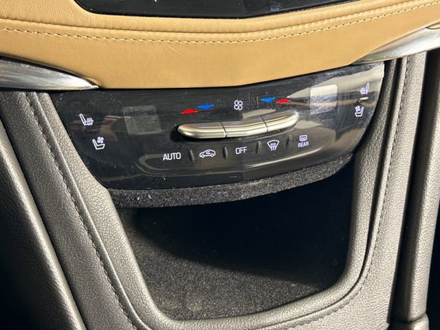 Used 2019 Cadillac XT5 Platinum AWD/4WD image 36