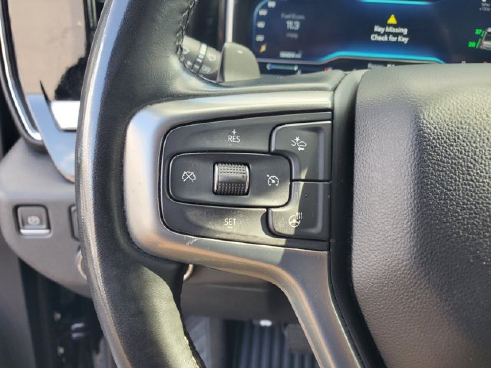 Used 2023 Chevrolet Silverado 1500 RST w/ LPO, Dark Essentials Package RWD image 17