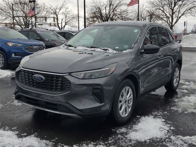 Certified 2023 Ford Escape Active w/ Tech Pack #1 image 2