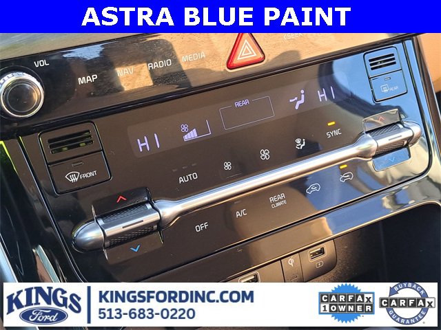 Used 2024 Kia Carnival EX image 15