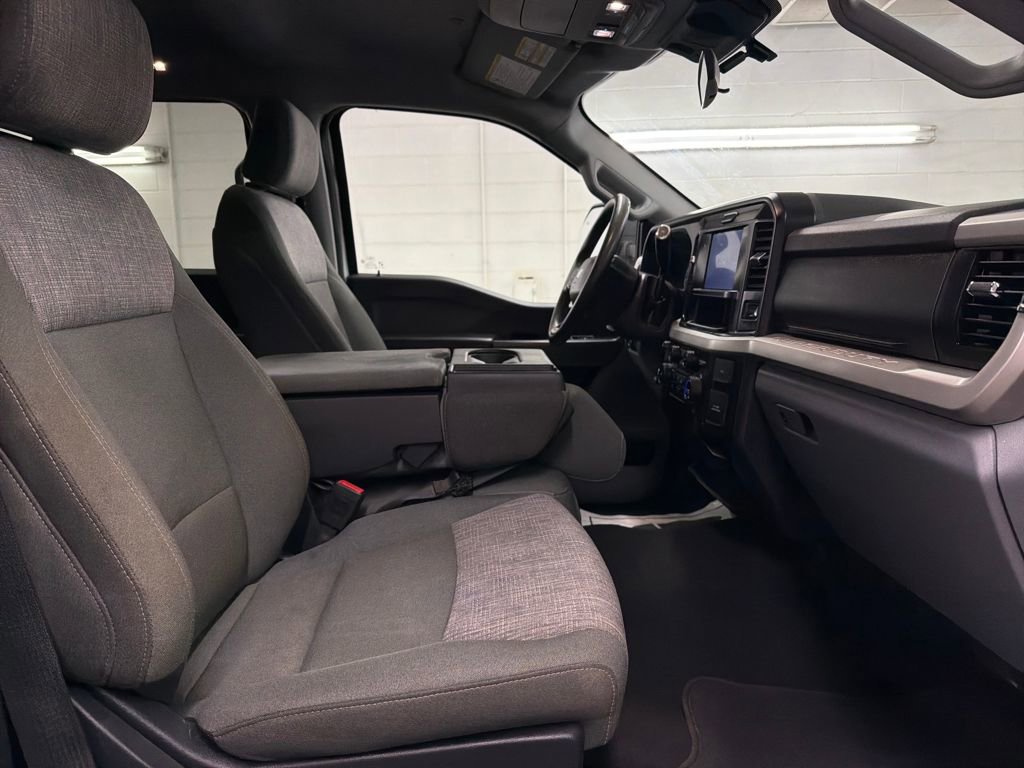 Certified 2025 Ford F250 XLT image 27