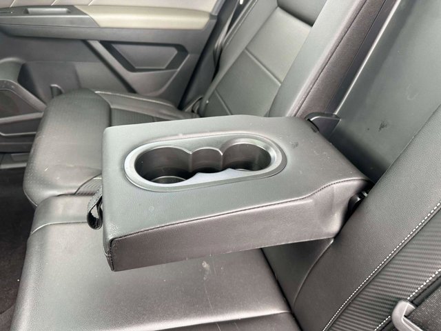 Used 2023 Volkswagen Atlas Cross Sport SEL R-Line image 11