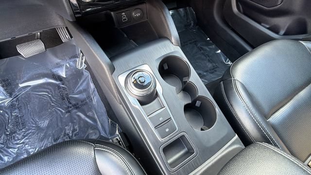 Certified 2024 Ford Escape Platinum AWD/4WD image 31