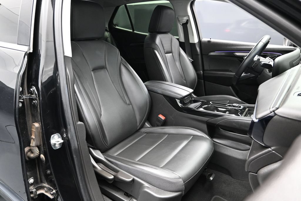Used 2024 Buick Envision Preferred AWD/4WD image 16