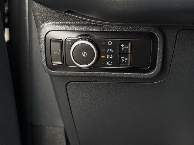 Certified 2025 Ford Explorer ST-Line w/ Premium Package RWD image 23