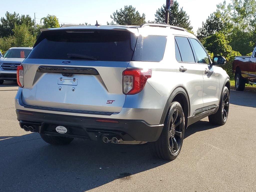 Certified 2023 Ford Explorer ST w/ Equipment Group 401A AWD/4WD image 4