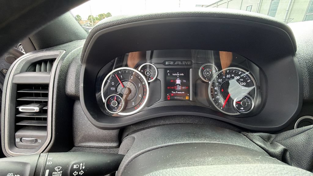Used 2025 RAM 3500 Tradesman AWD/4WD image 18