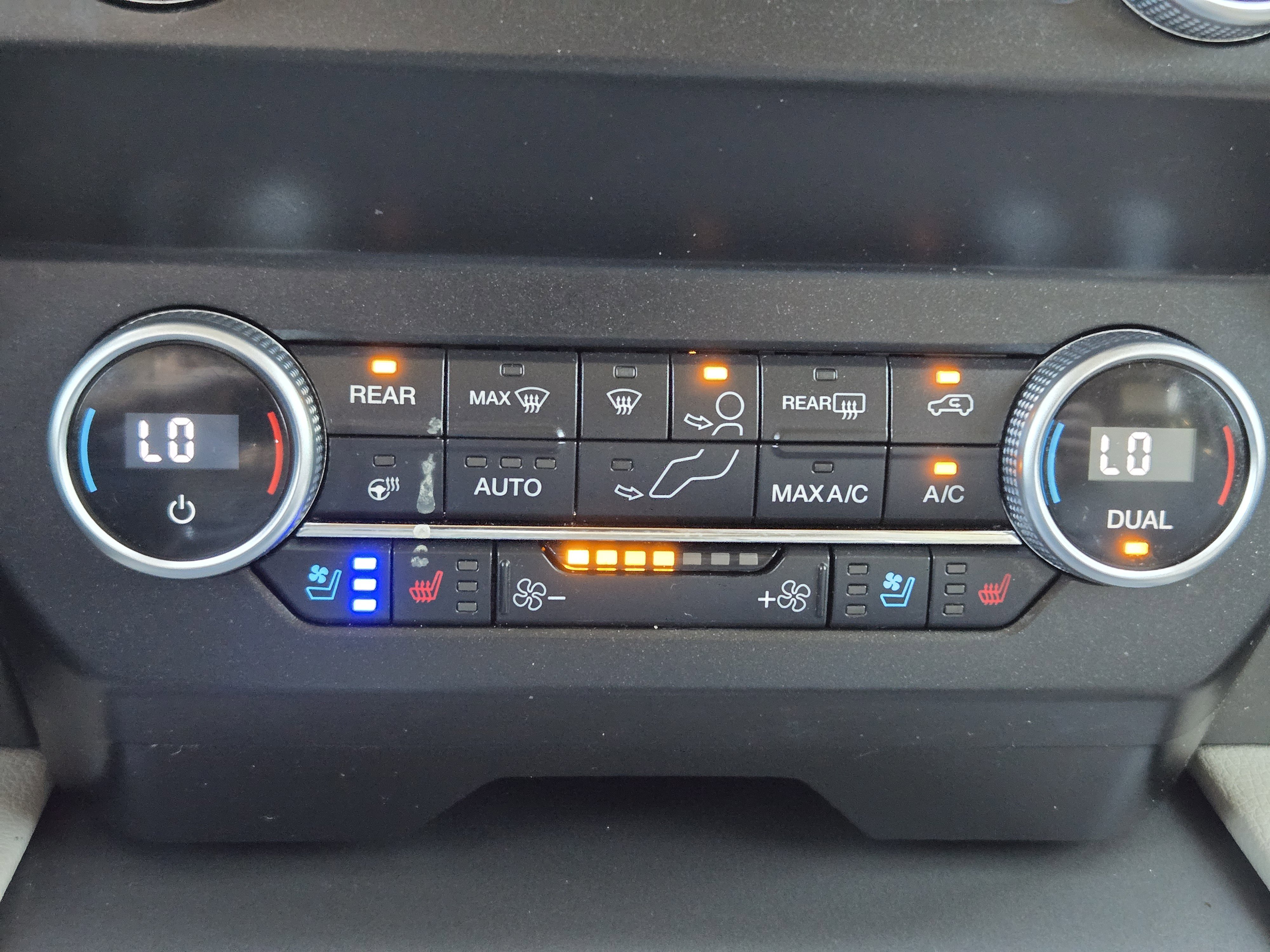 Certified 2021 Ford Expedition Max XLT RWD image 14