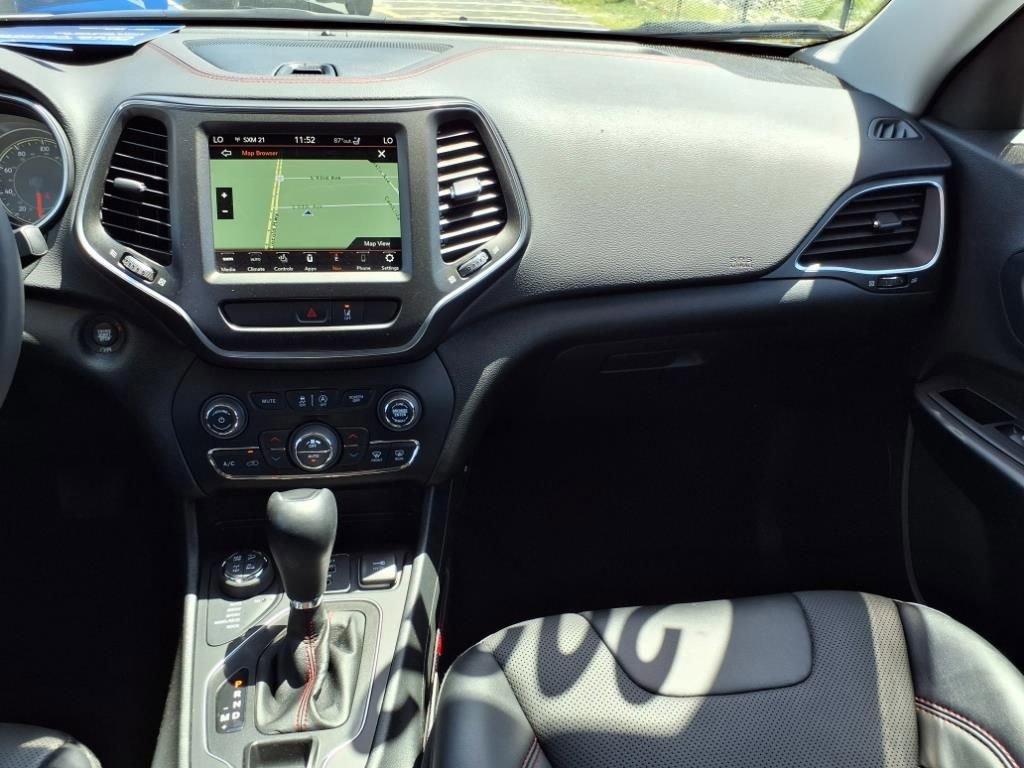 Used 2022 Jeep Cherokee Trailhawk w/ Sound & Nav Group image 6