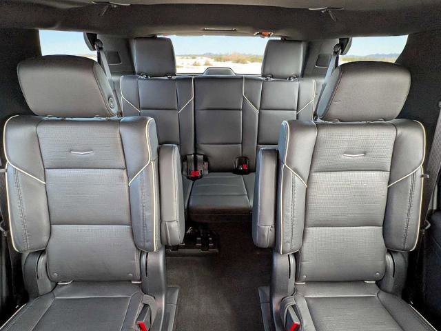 Used 2022 Cadillac Escalade Premium Luxury image 30