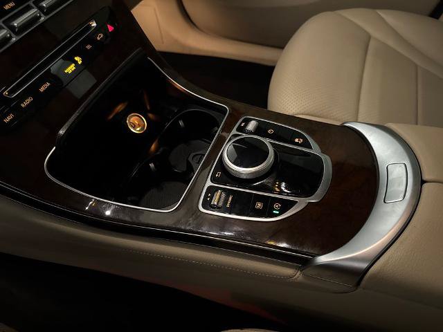 Used 2018 Mercedes-Benz GLC 300 4MATIC image 28