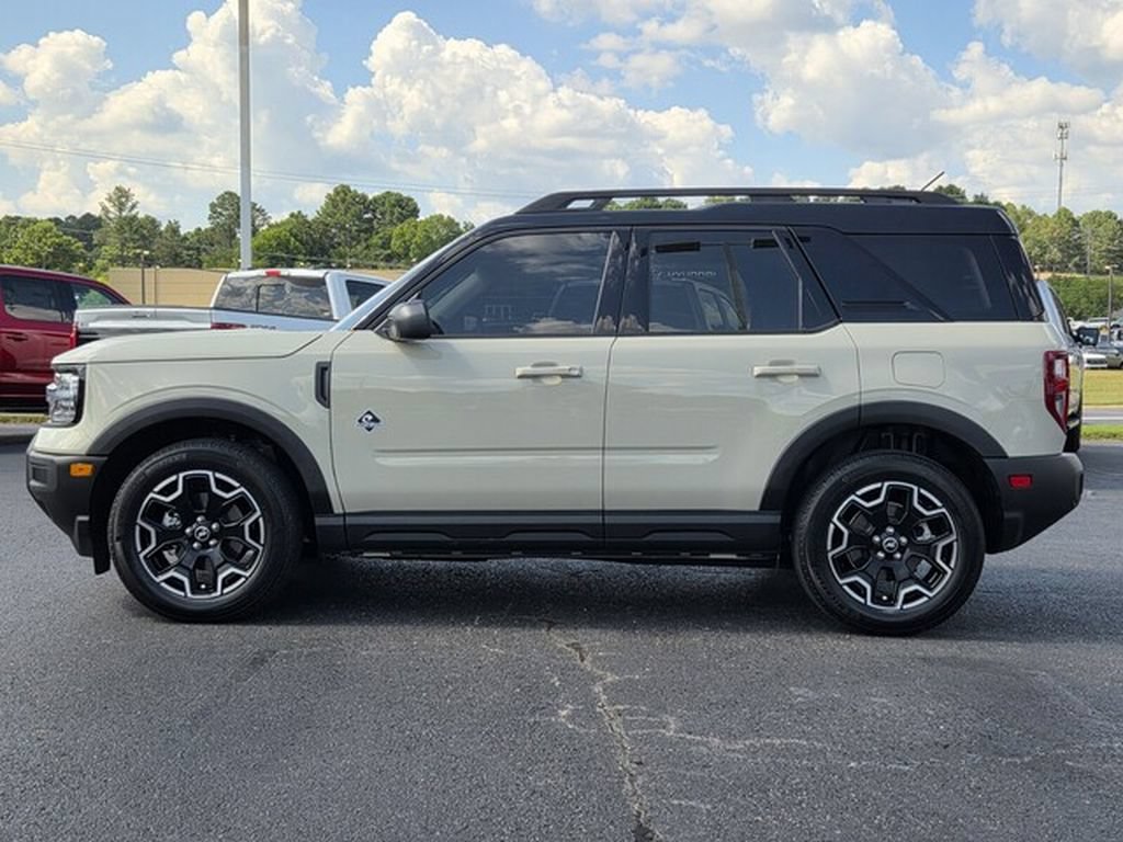 Certified 2025 Ford Bronco Sport Outer Banks AWD/4WD image 6