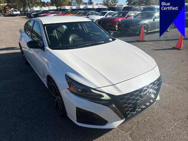 Used 2024 Nissan Altima 2.5 SR FWD image 3