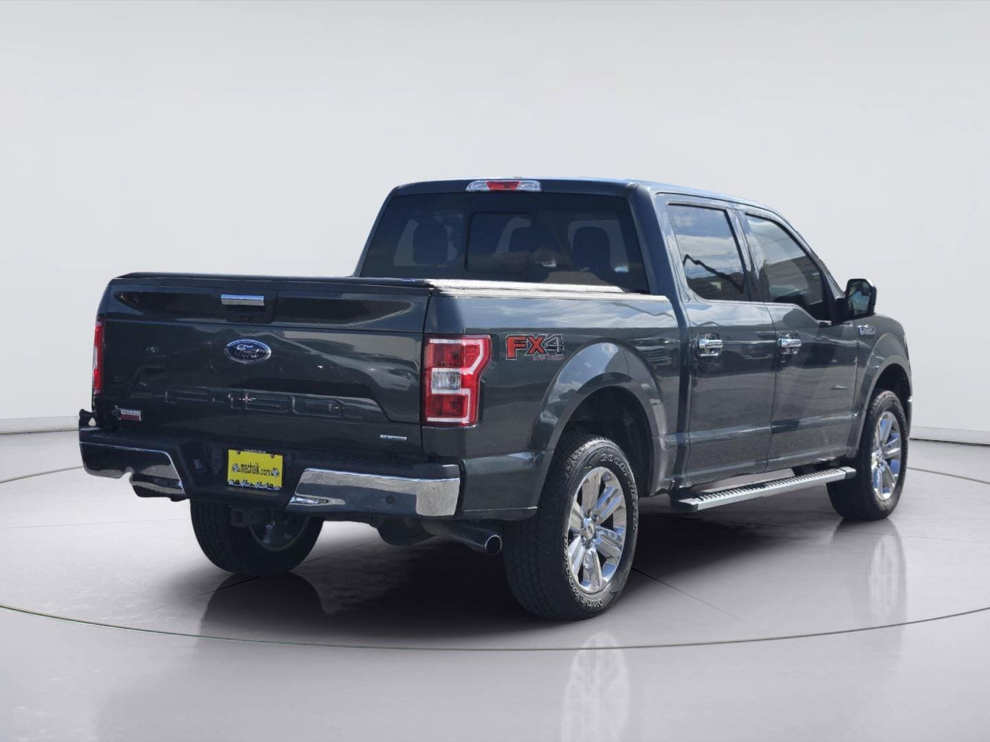 Certified 2018 Ford F150 XLT w/ Equipment Group 302A Luxury AWD/4WD image 8