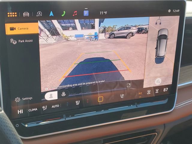 Used 2025 Volkswagen Tiguan SEL R-Line image 28