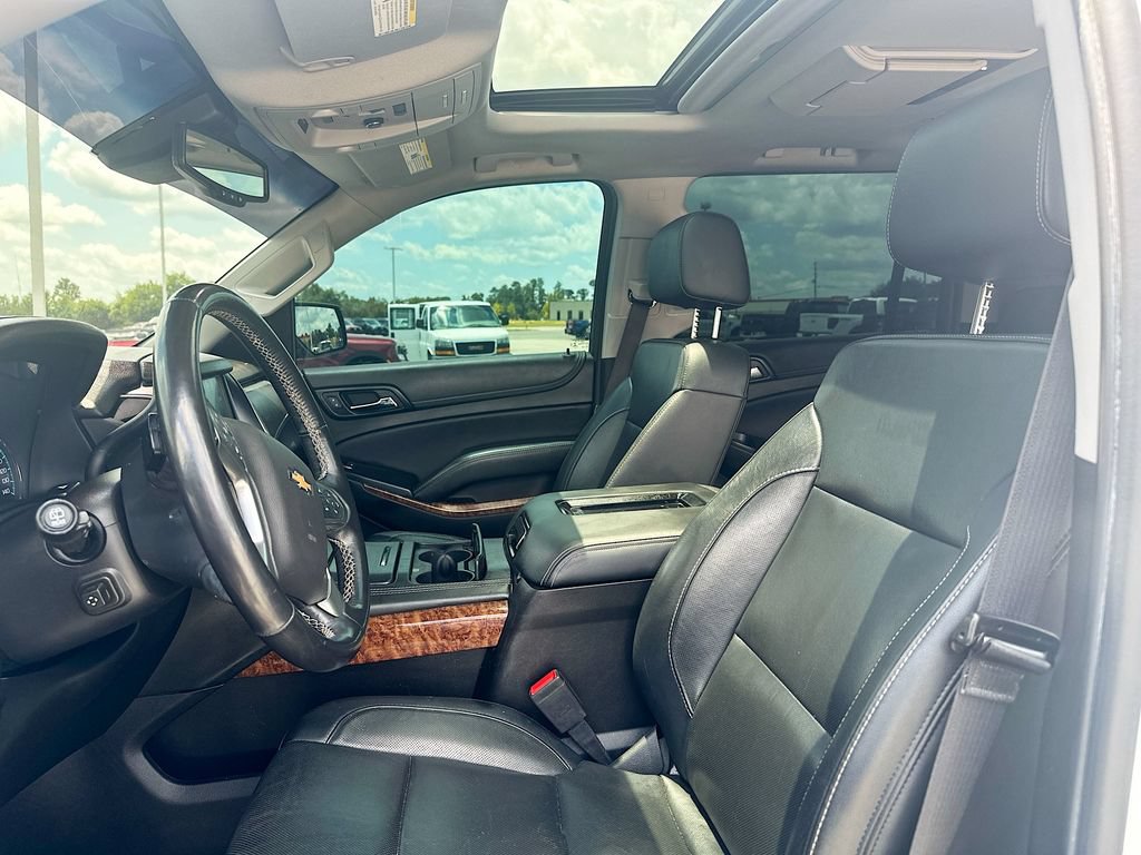 Used 2019 Chevrolet Suburban Premier RWD image 8