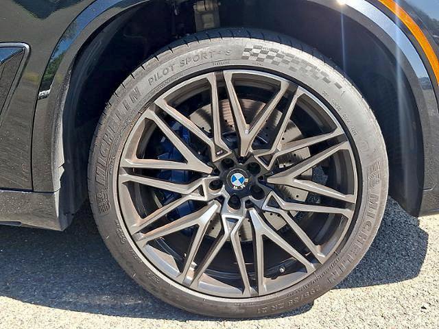 Used 2021 BMW X5 M w/ Competition Package AWD/4WD image 9