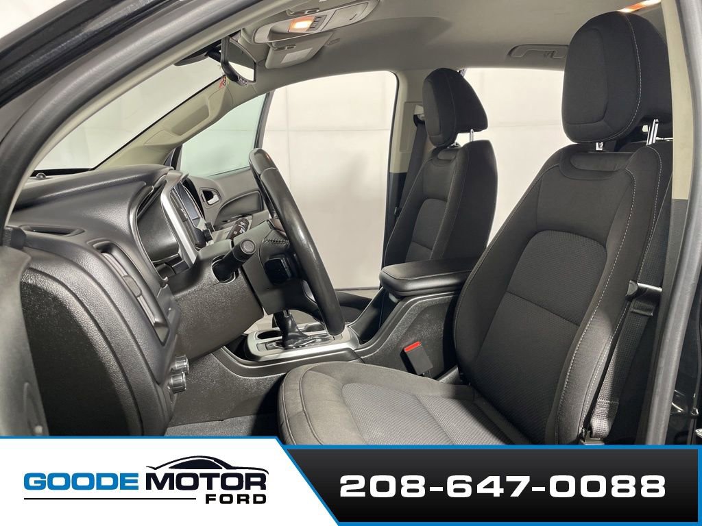 Used 2022 Chevrolet Colorado LT w/ LT Convenience Package AWD/4WD image 11